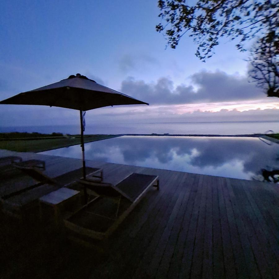 Sensi Azores Nature And Spa Ginetes Luaran gambar View of the lake from the hotel
