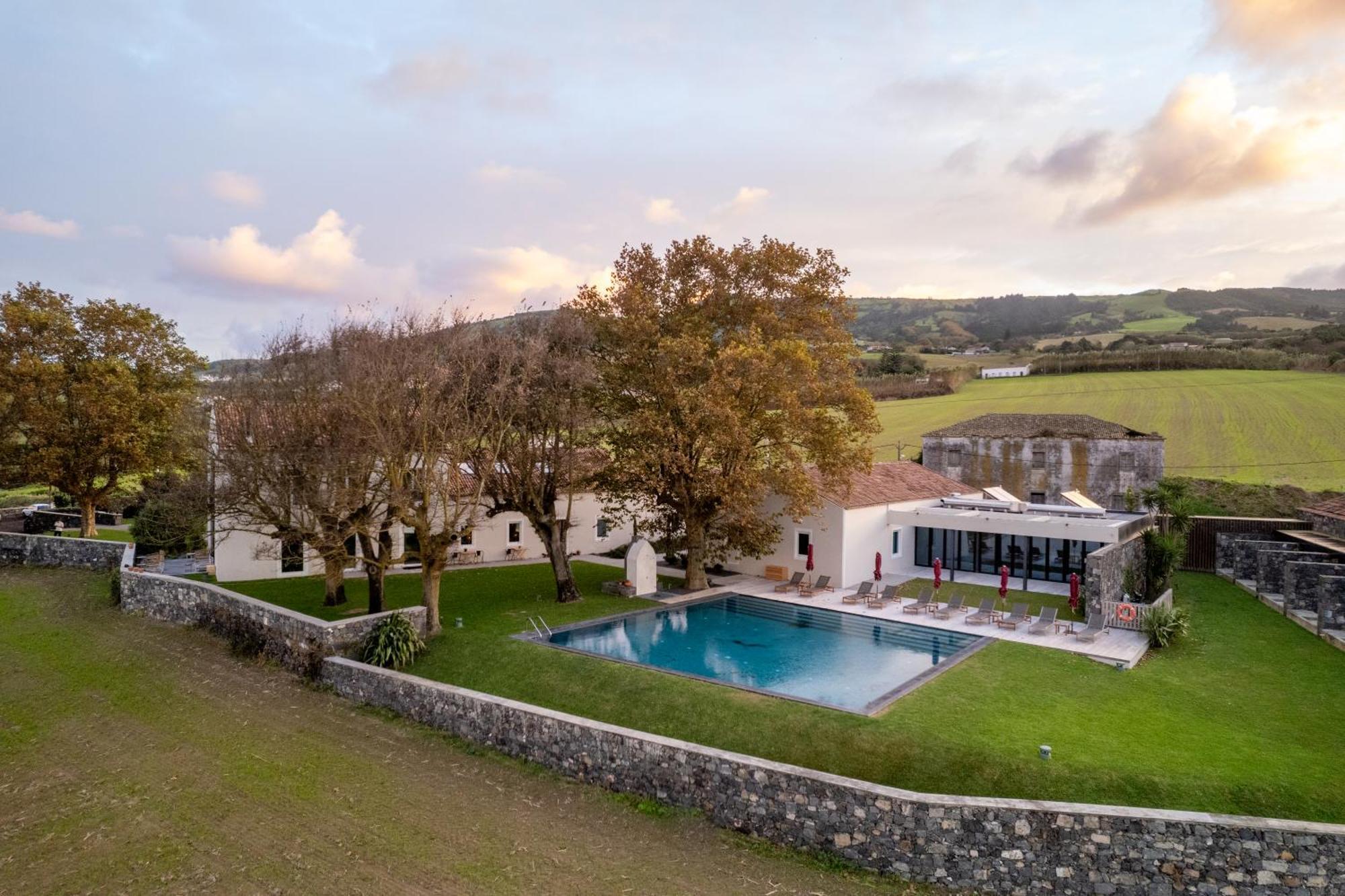 Sensi Azores Nature And Spa Ginetes Luaran gambar The swimming pool at the hotel