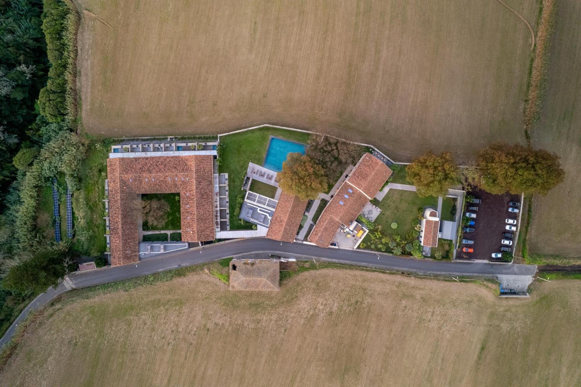 Sensi Azores Nature And Spa Ginetes Luaran gambar Aerial view of the village